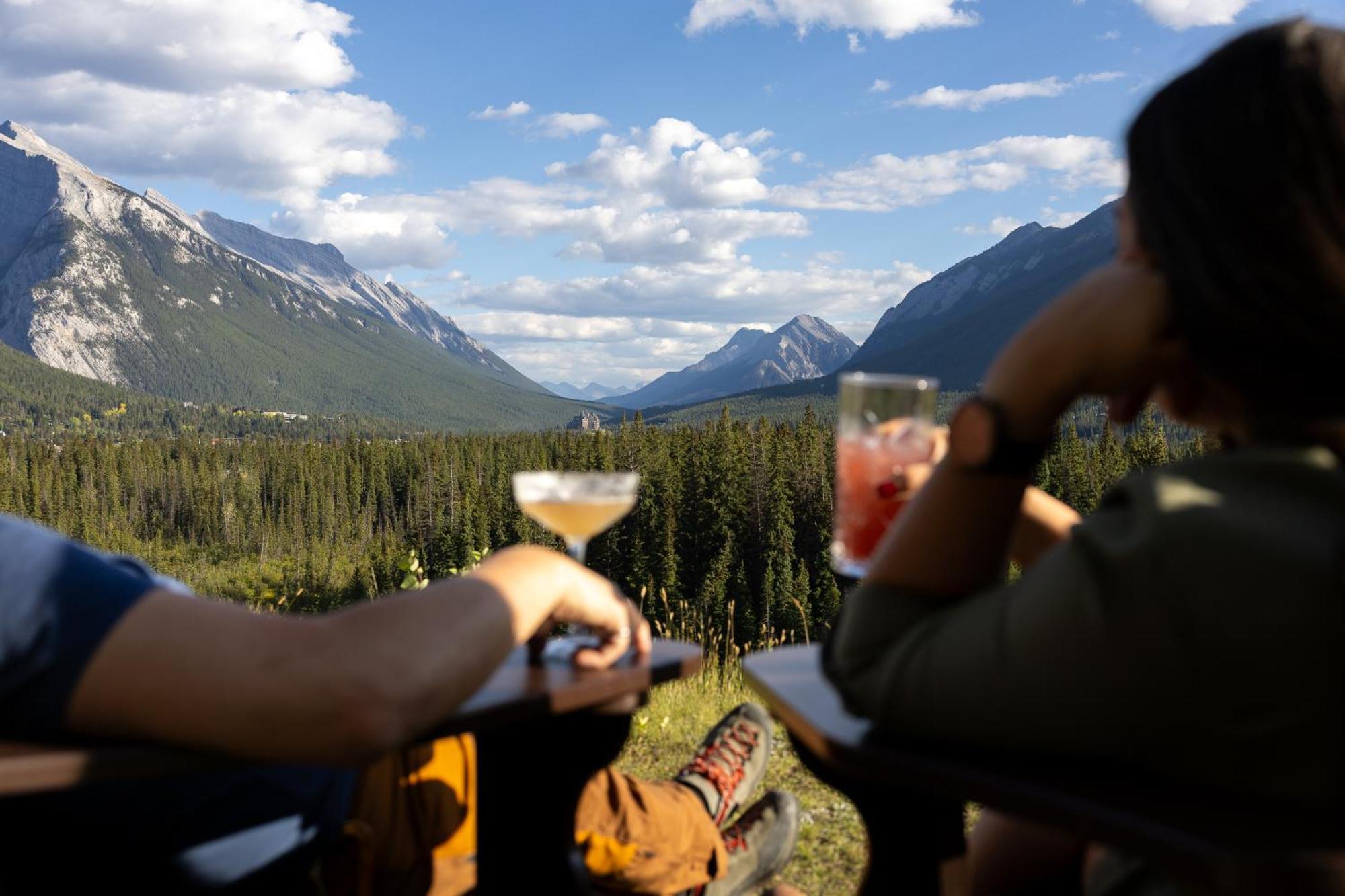 The Juniper Hotel & Bistro Banff Eksteriør bilde